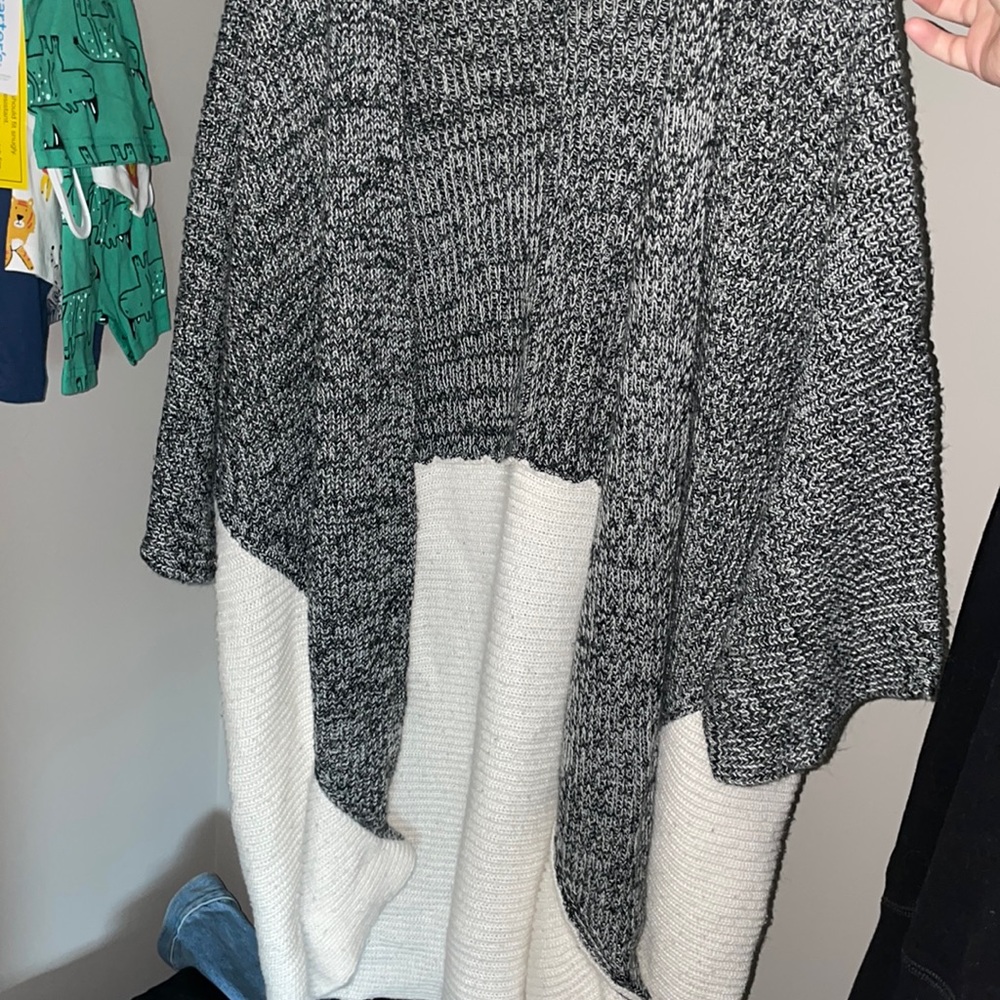 Knit cardigan